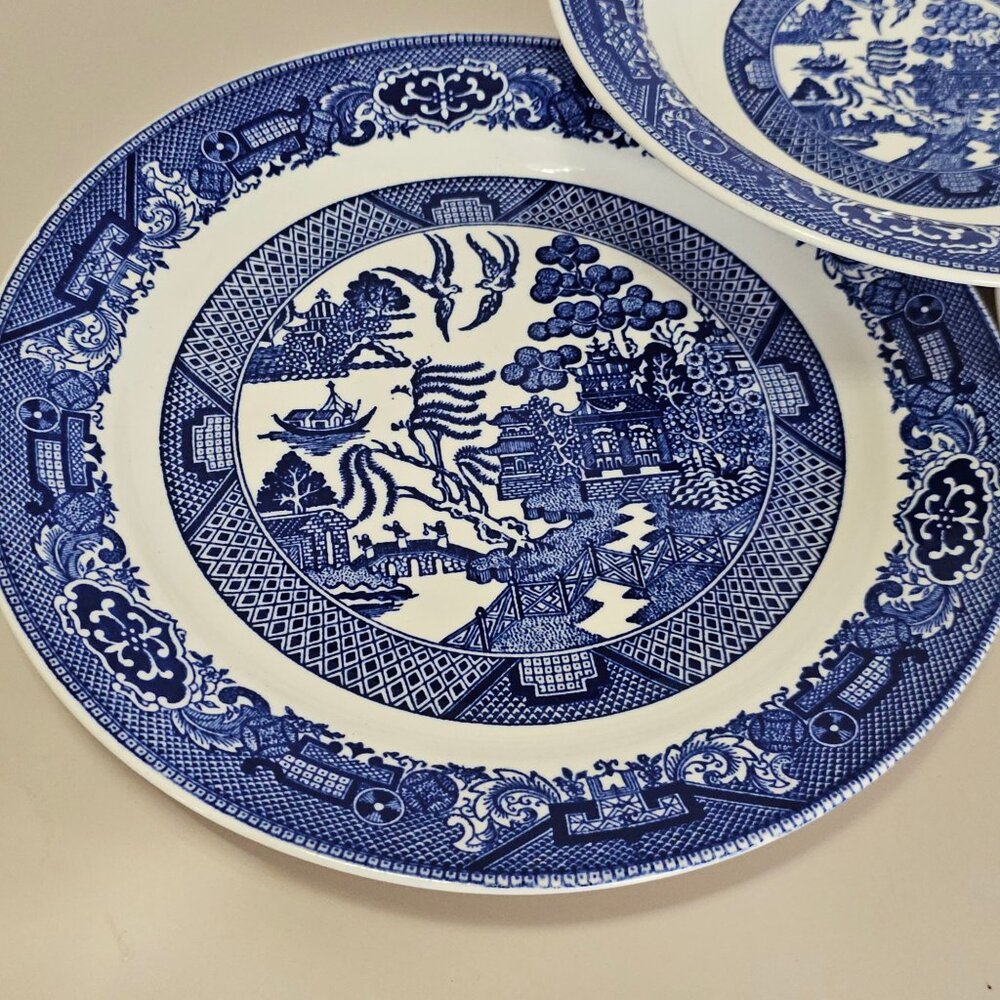 Royal USA Blue Willow Dinner Plates Salad Bowl lot Ironstone transferware Chinoi - Picture 12 of 13
